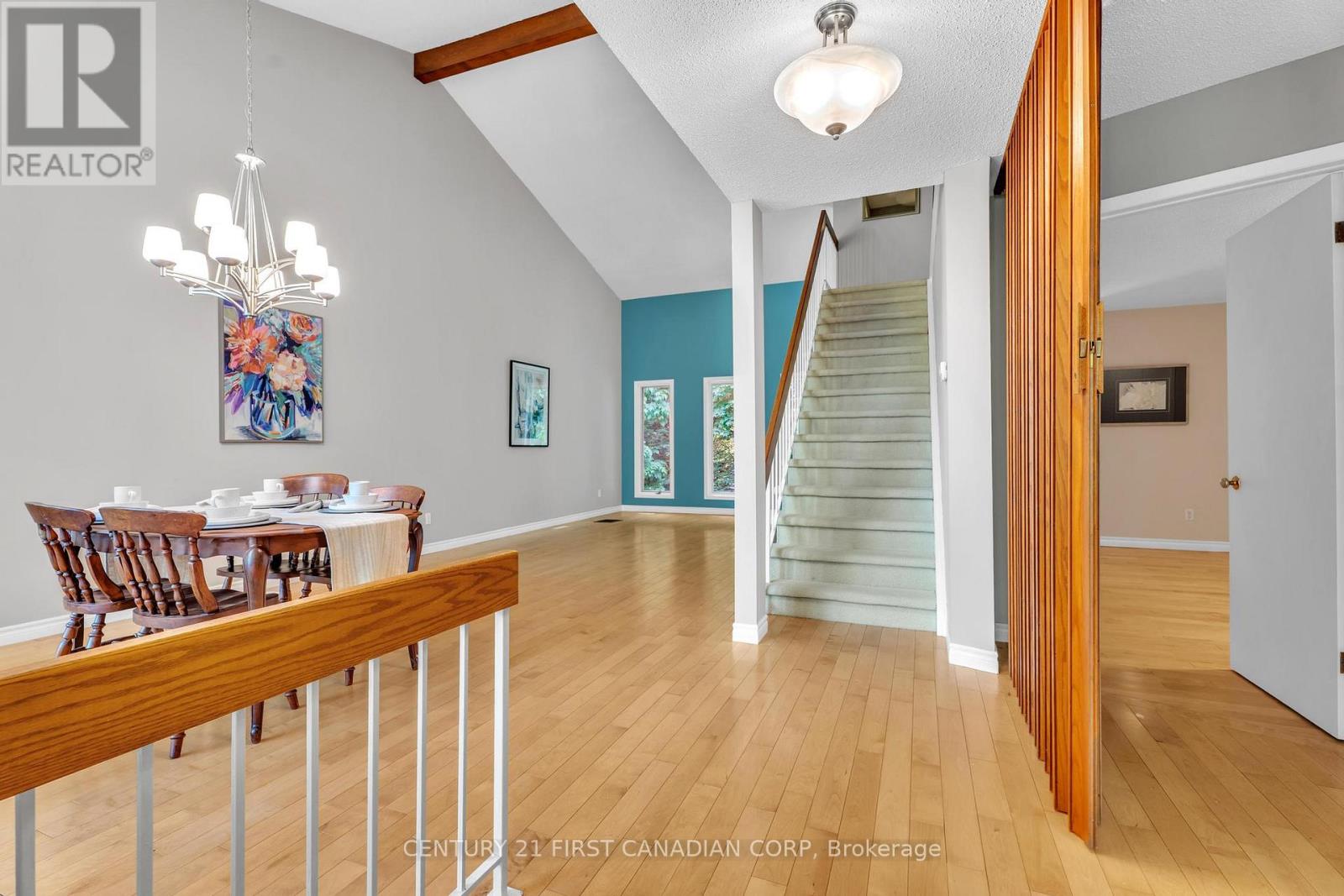 285 Riverside Drive, London North, Ontario  N6H 1G1 - Photo 5 - X12529194