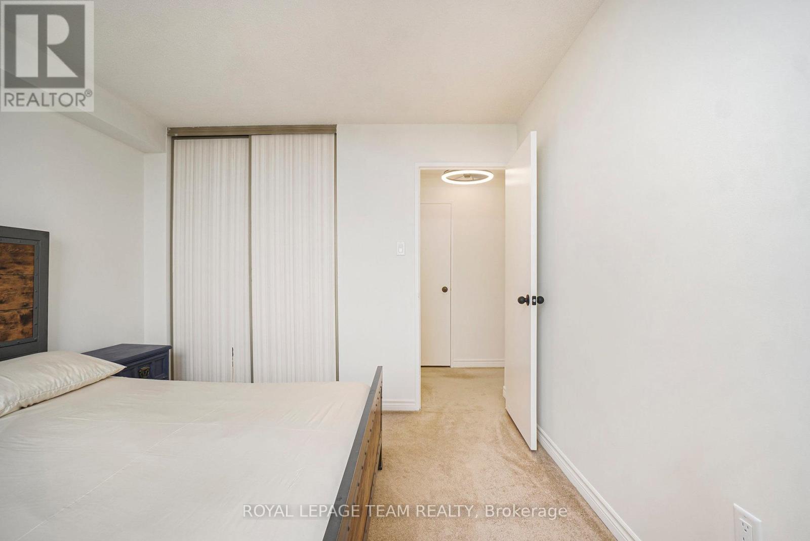 606 - 2400 Virginia Drive, Ottawa, Ontario  K1H 8L3 - Photo 21 - X12529210