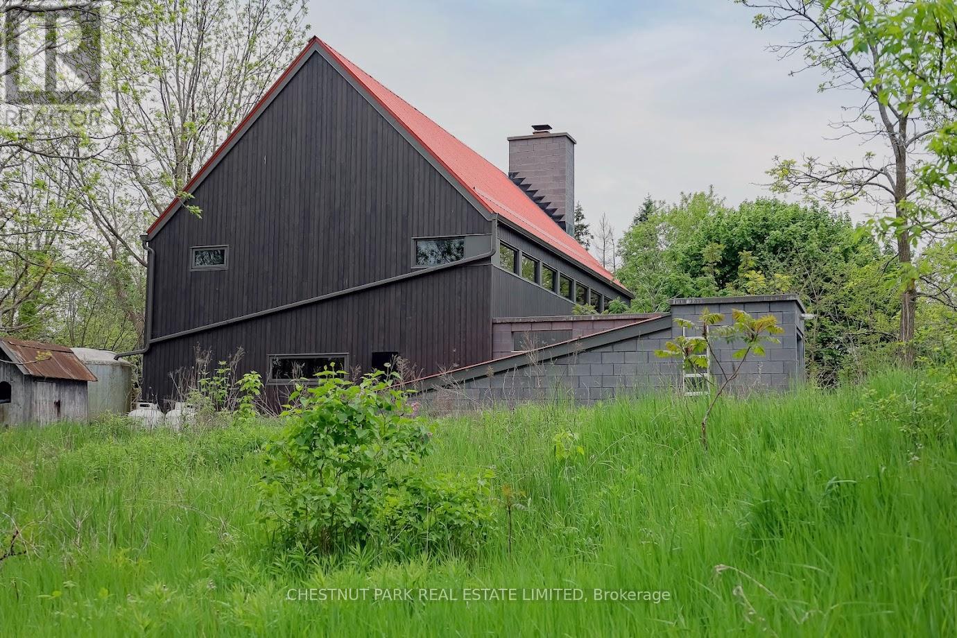 1 Station Road, Prince Edward County, Ontario  K0K 1J0 - Photo 38 - X12410477