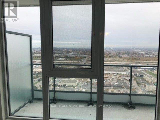 5205 - 5 Buttermill Avenue, Vaughan, Ontario  L4K 0J5 - Photo 15 - N12529066