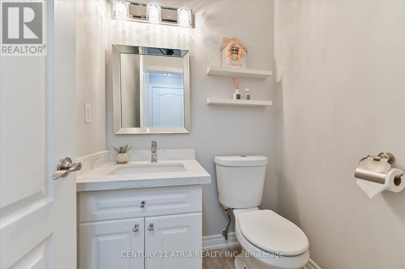 85 Burnaby Drive, Georgina, Ontario  L4P 3Y8 - Photo 15 - N12529072