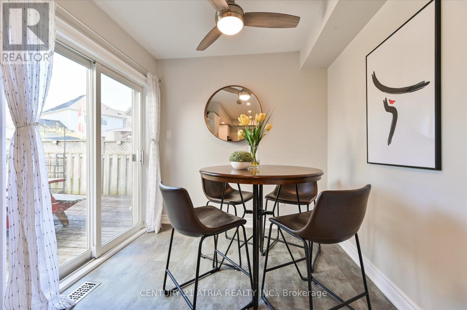 85 Burnaby Drive, Georgina, Ontario  L4P 3Y8 - Photo 9 - N12529072