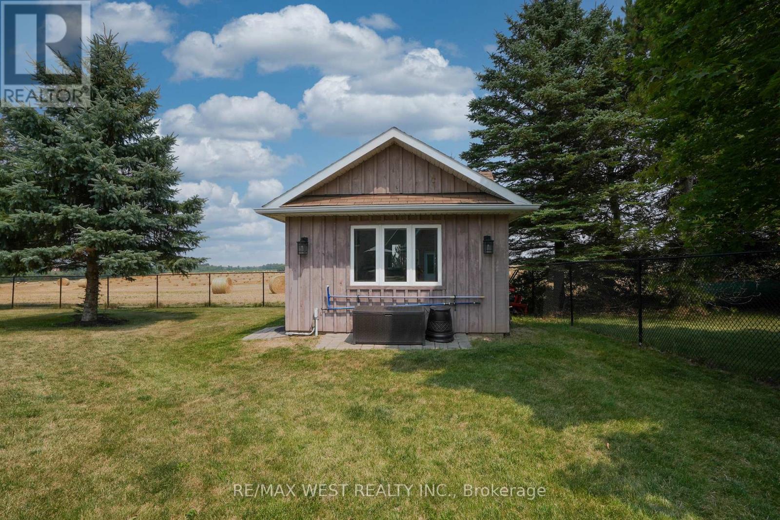 7636 County 1 Road, Adjala-Tosorontio, Ontario  L0G 1W0 - Photo 17 - N12529076