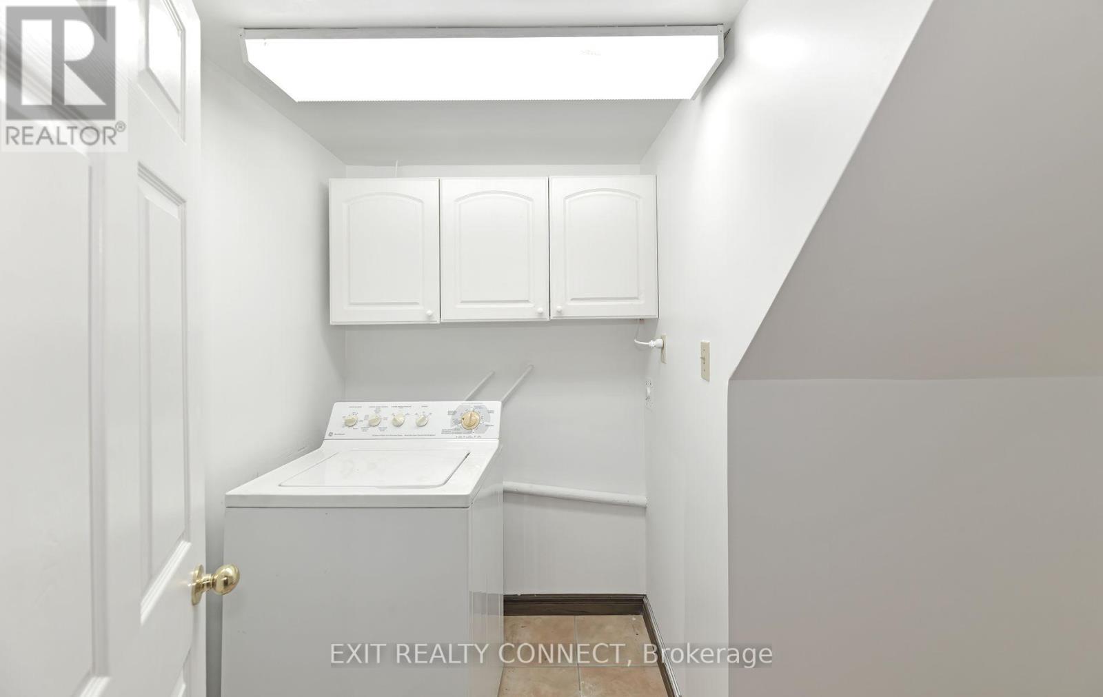 20 Rinaldo Road, Georgina, Ontario  L4P 3X9 - Photo 25 - N12529086