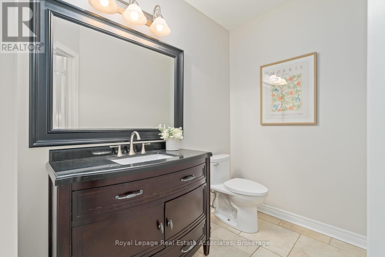 27 Royal Ridge Crescent, Vaughan, Ontario  L6A 2T1 - Photo 16 - N12529130