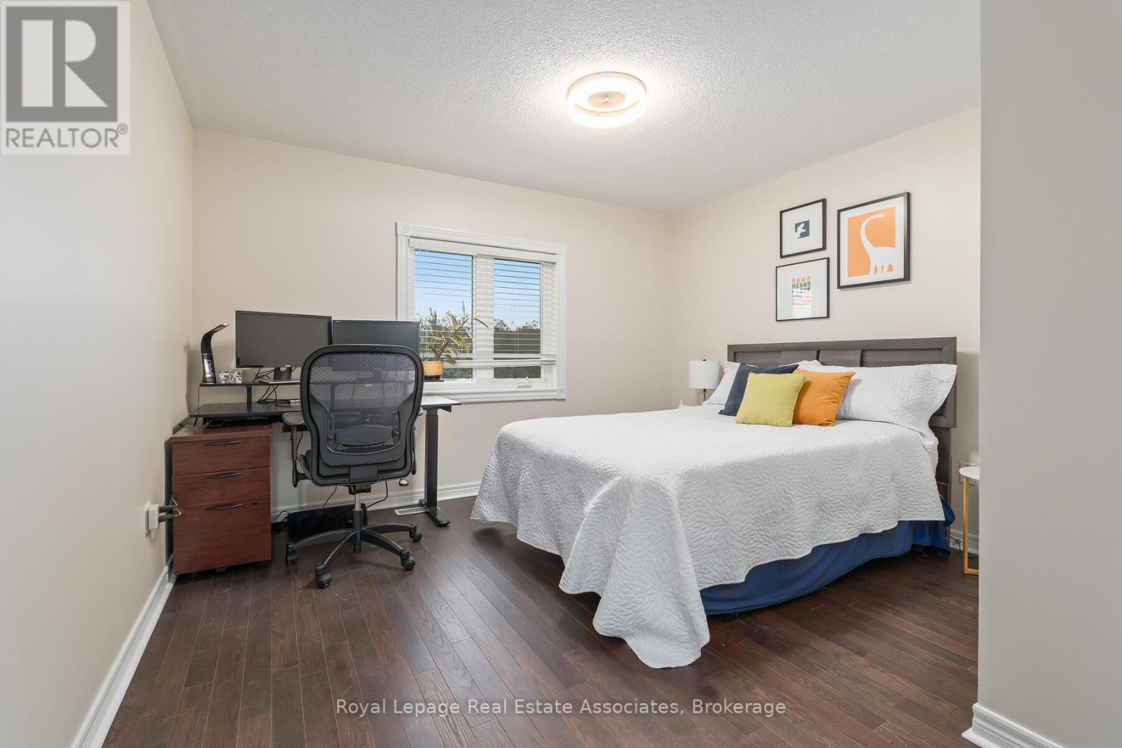 27 Royal Ridge Crescent, Vaughan, Ontario  L6A 2T1 - Photo 25 - N12529130