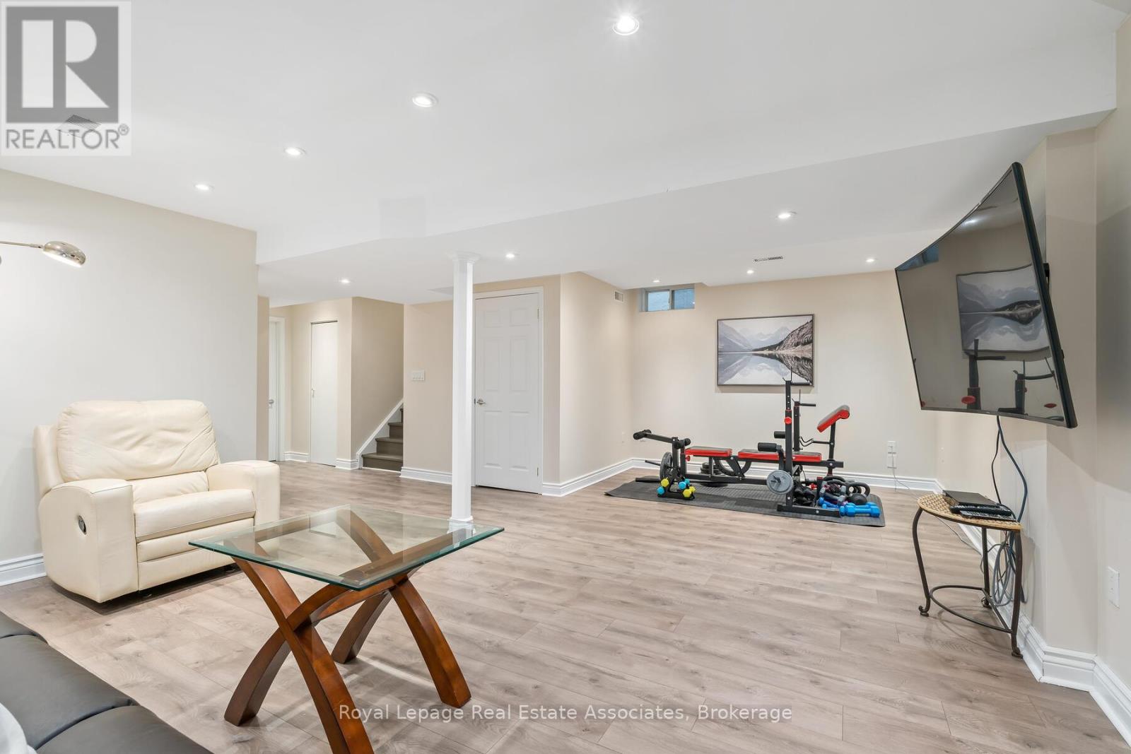 27 Royal Ridge Crescent, Vaughan, Ontario  L6A 2T1 - Photo 30 - N12529130