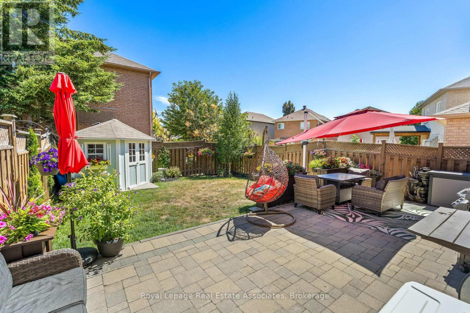 27 Royal Ridge Crescent, Vaughan, Ontario  L6A 2T1 - Photo 34 - N12529130