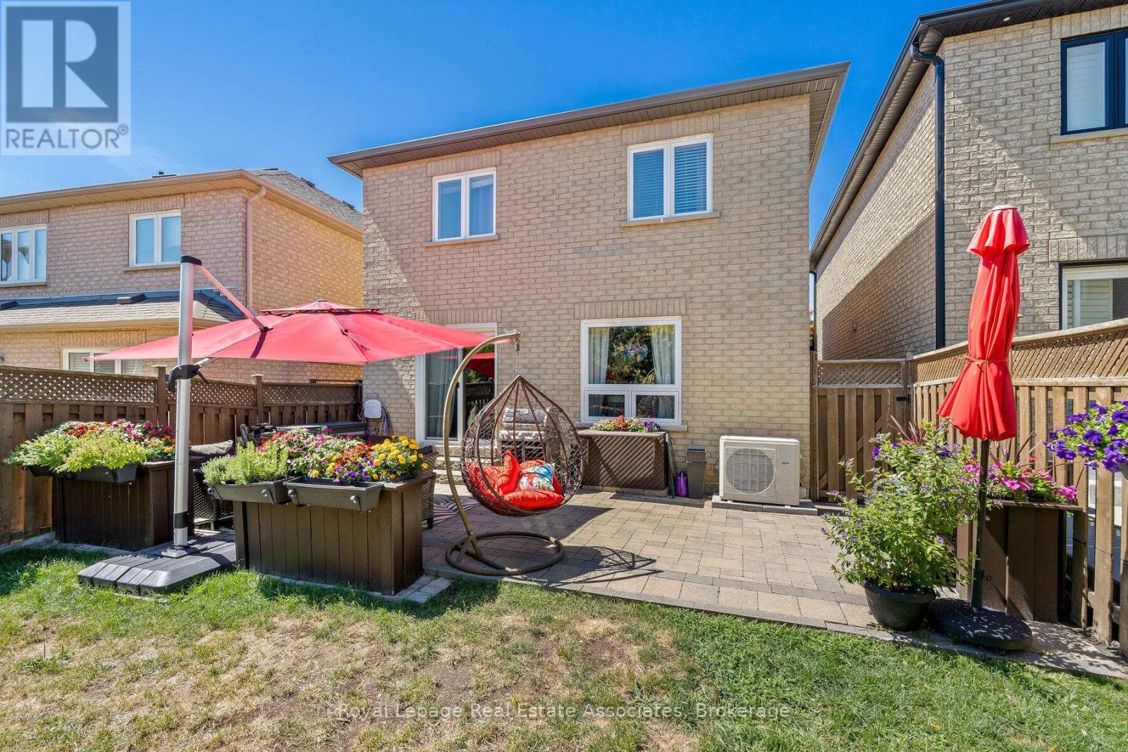 27 Royal Ridge Crescent, Vaughan, Ontario  L6A 2T1 - Photo 39 - N12529130