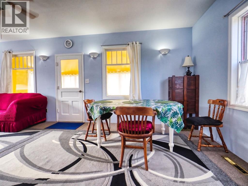 315 Devilder Avenue E, Trochu, Alberta  T0M 2C0 - Photo 16 - A2250092