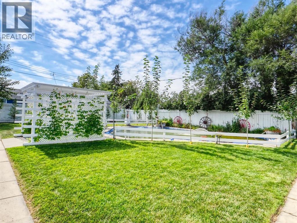 315 Devilder Avenue E, Trochu, Alberta  T0M 2C0 - Photo 10 - A2250092