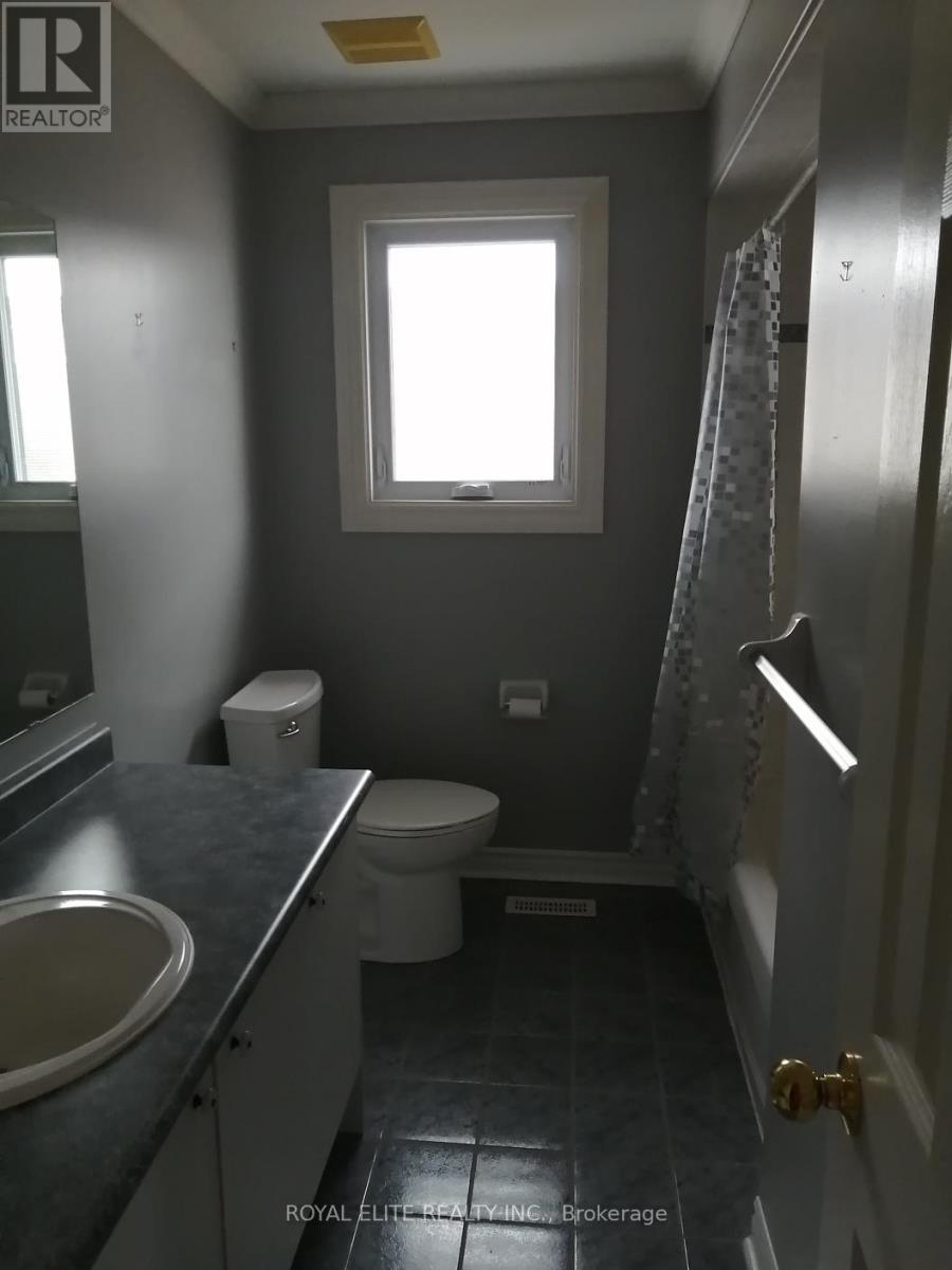 311 Stanley Street, Barrie, Ontario  L4M 6X6 - Photo 14 - S12529090