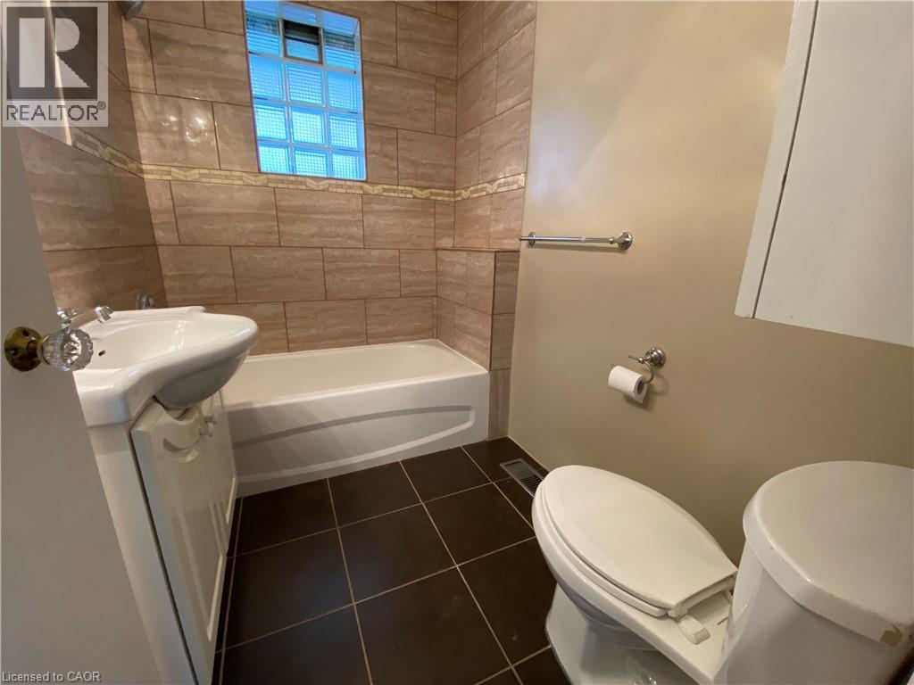 160 Bruce Street Unit# Main, Kitchener, Ontario  N2B 1Z3 - Photo 11 - 40787133