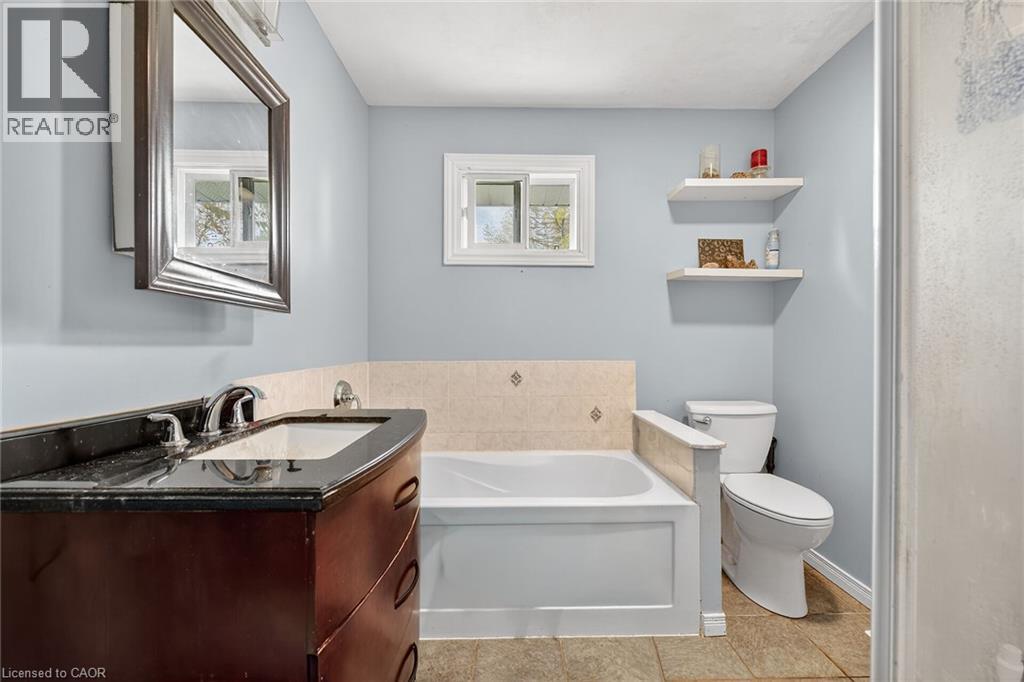 1413 Edgewood Road, Hamilton, Ontario  L8N 2Z7 - Photo 19 - 40787068