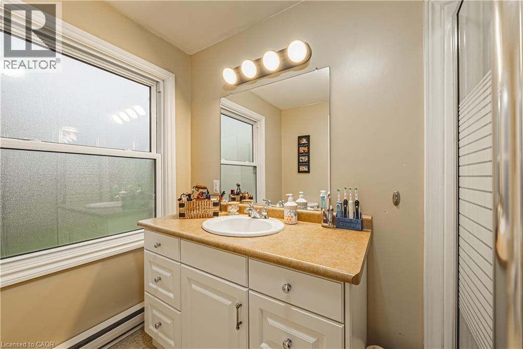 70 Webster Road, Hamilton, Ontario  L8G 5E9 - Photo 35 - 40787056