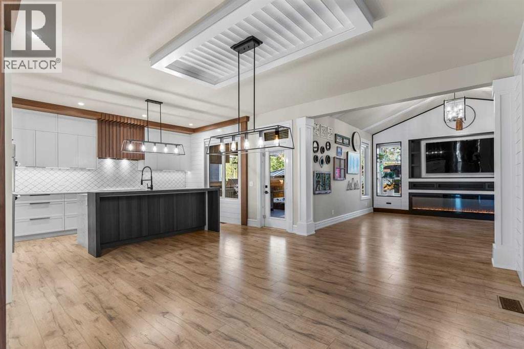 236 Aspen Dale Way Sw, Calgary, Alberta  T3H 0S1 - Photo 8 - A2259988