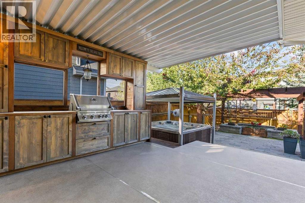 236 Aspen Dale Way Sw, Calgary, Alberta  T3H 0S1 - Photo 45 - A2259988