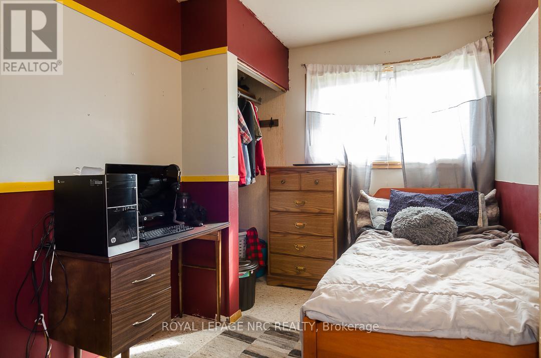 308 Pelham Road, St. Catharines, Ontario  L2S 1Y3 - Photo 17 - X12529164