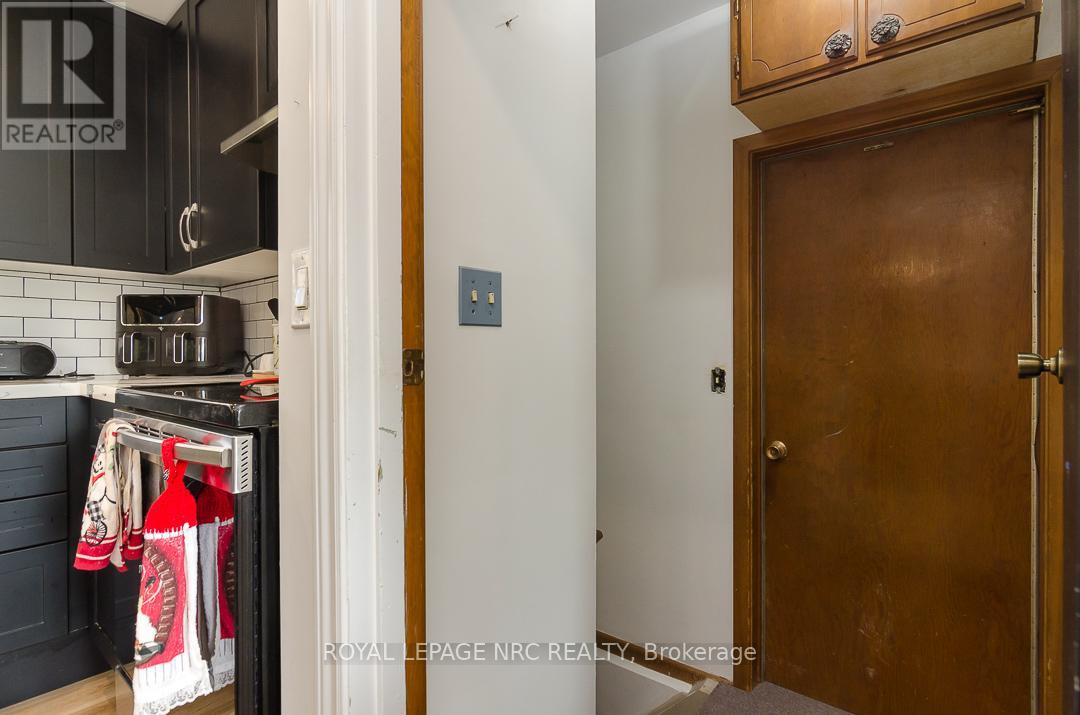 308 Pelham Road, St. Catharines, Ontario  L2S 1Y3 - Photo 20 - X12529164