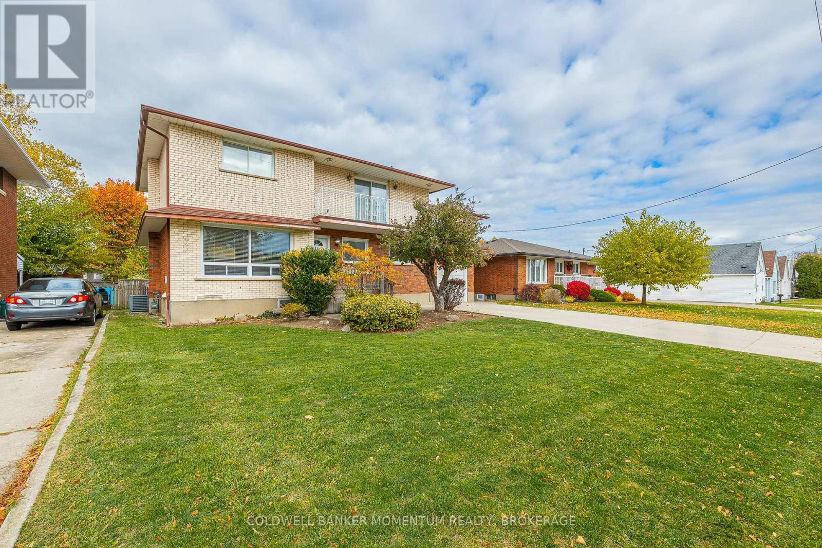 110 Sullivan Avenue, Thorold, Ontario  L2V 2Z1 - Photo 2 - X12529262