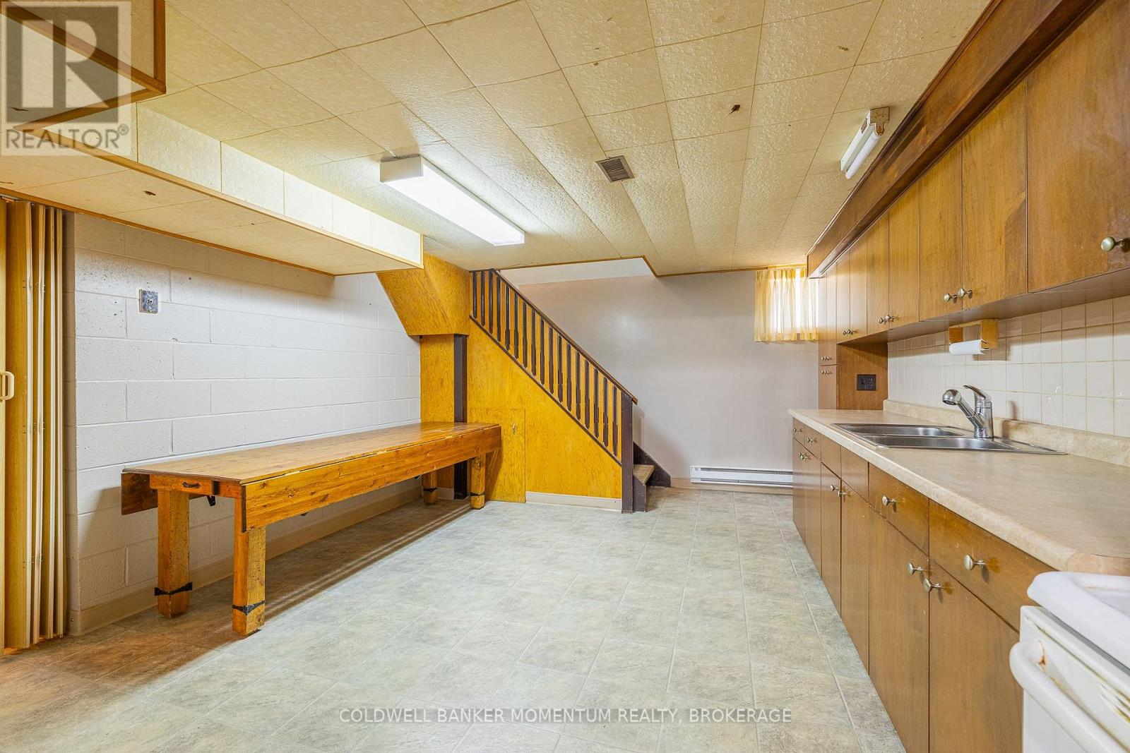 110 Sullivan Avenue, Thorold, Ontario  L2V 2Z1 - Photo 34 - X12529262