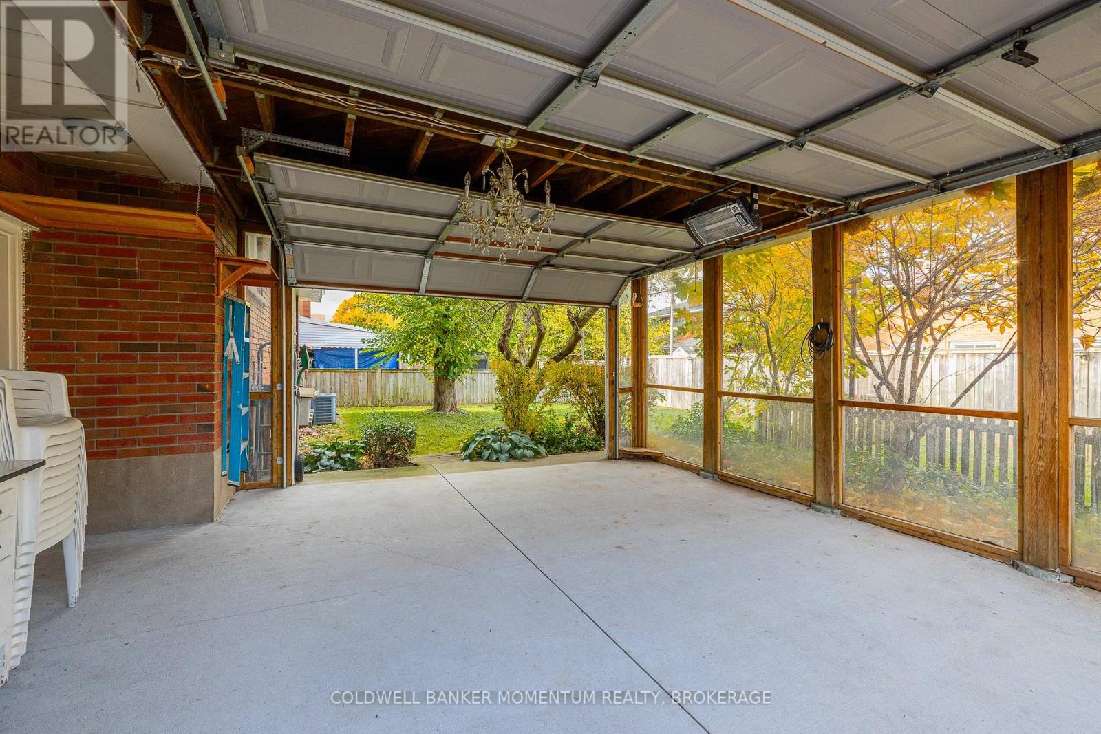 110 Sullivan Avenue, Thorold, Ontario  L2V 2Z1 - Photo 38 - X12529262