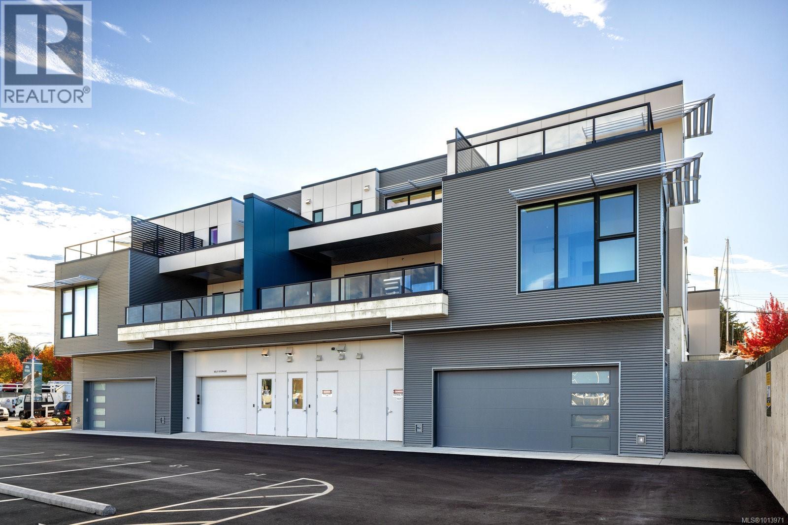 201 2270 Harbour Rd, Sidney, British Columbia