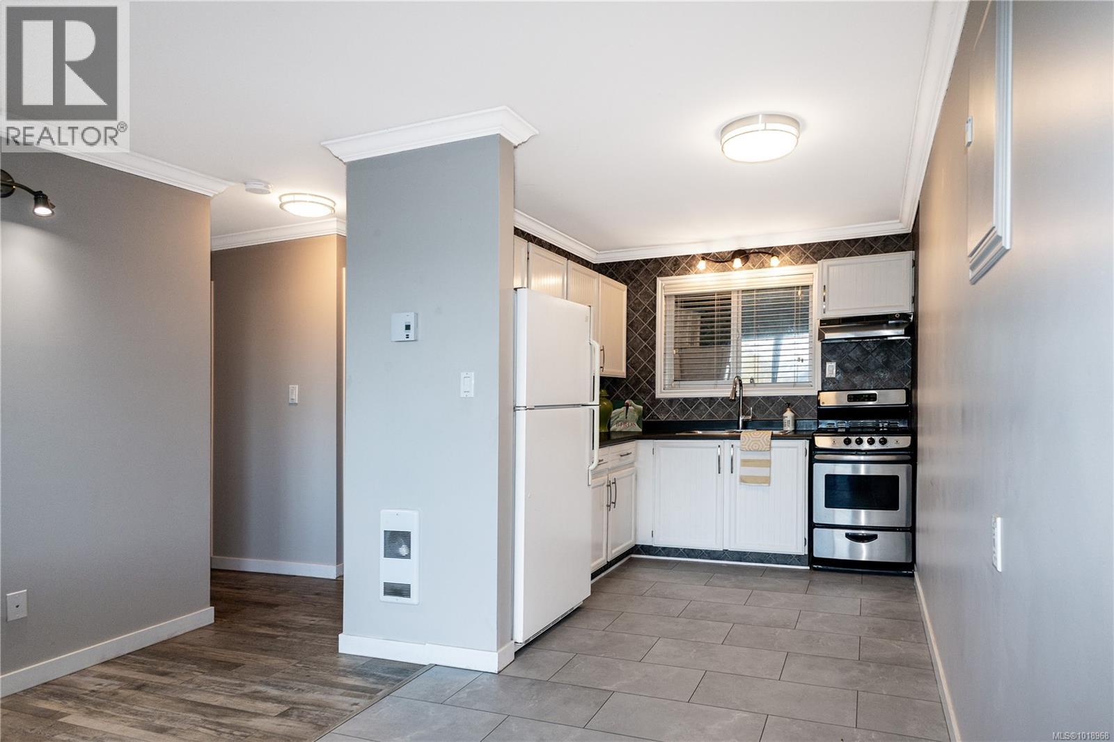 15 940 Island Hwy S, Campbell River, British Columbia  V9W 1B1 - Photo 15 - 1018968