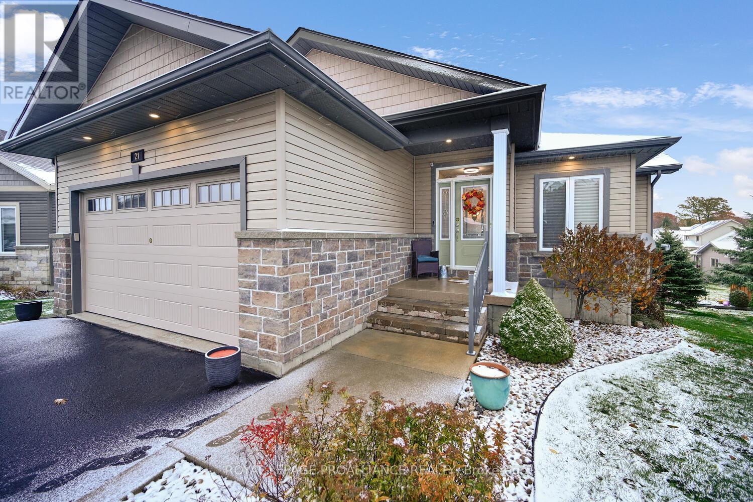 21 DONALDSON COURT, Brockville, Ontario