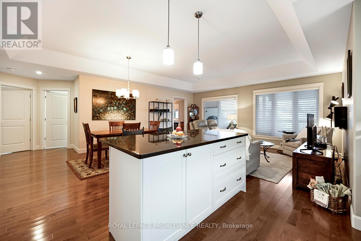 21 Donaldson Court, Brockville, Ontario K6V 7J1 - Photo 14 - X12529268