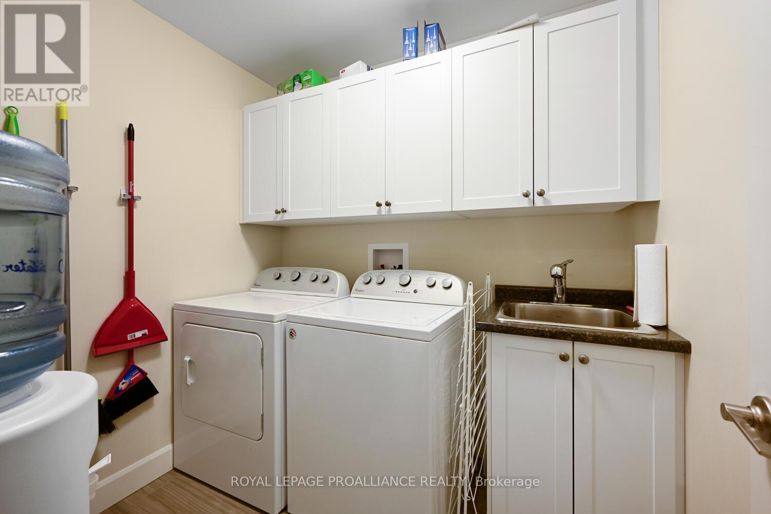 21 Donaldson Court, Brockville, Ontario K6V 7J1 - Photo 29 - X12529268