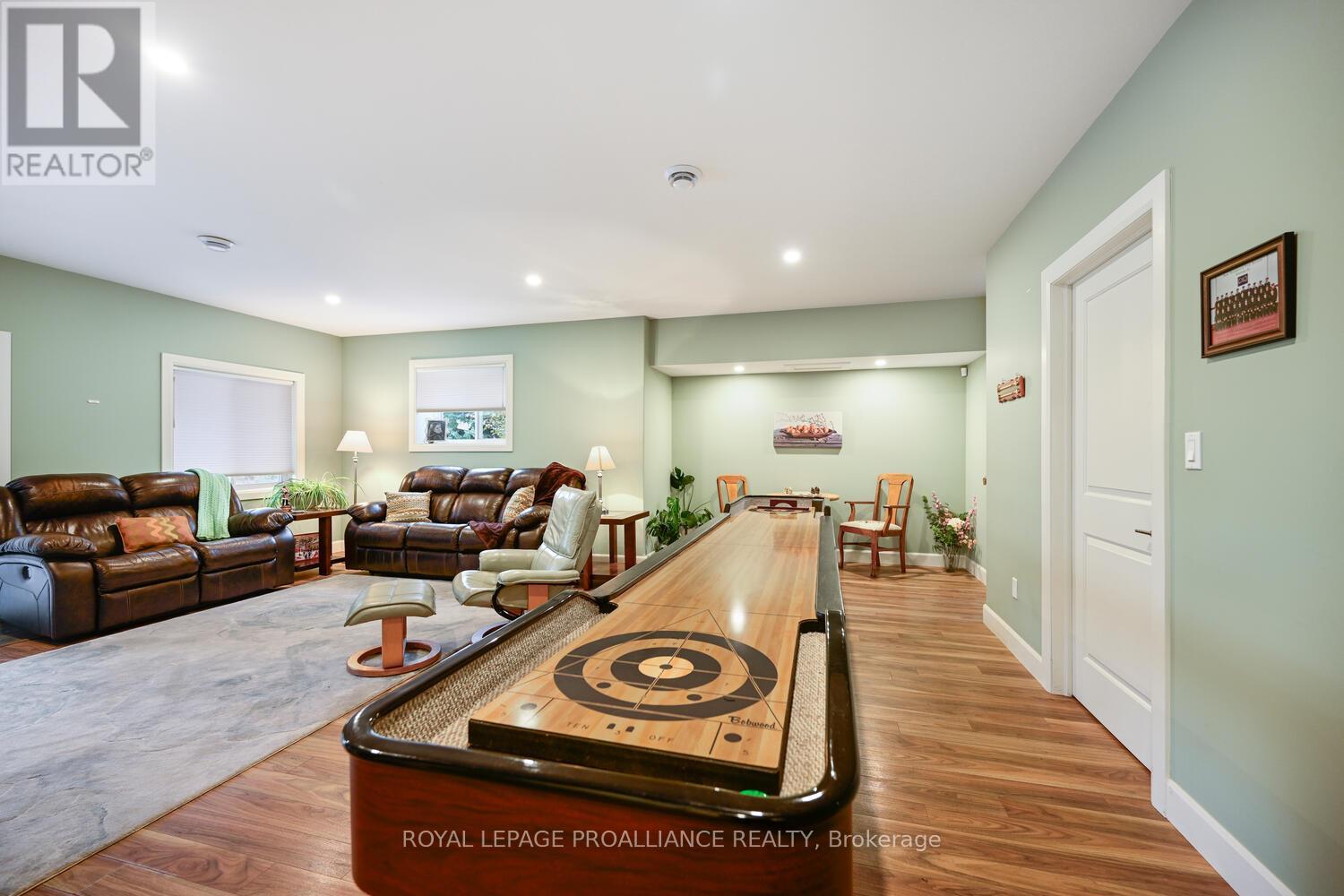 21 Donaldson Court, Brockville, Ontario K6V 7J1 - Photo 33 - X12529268