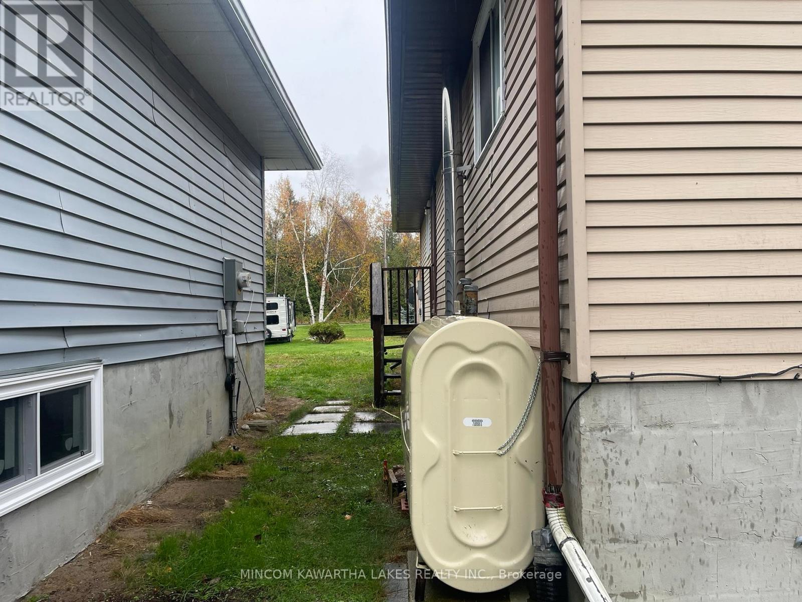 839 Centennial Pk Road, Kawartha Lakes, Ontario  K0M 2B0 - Photo 31 - X12529166