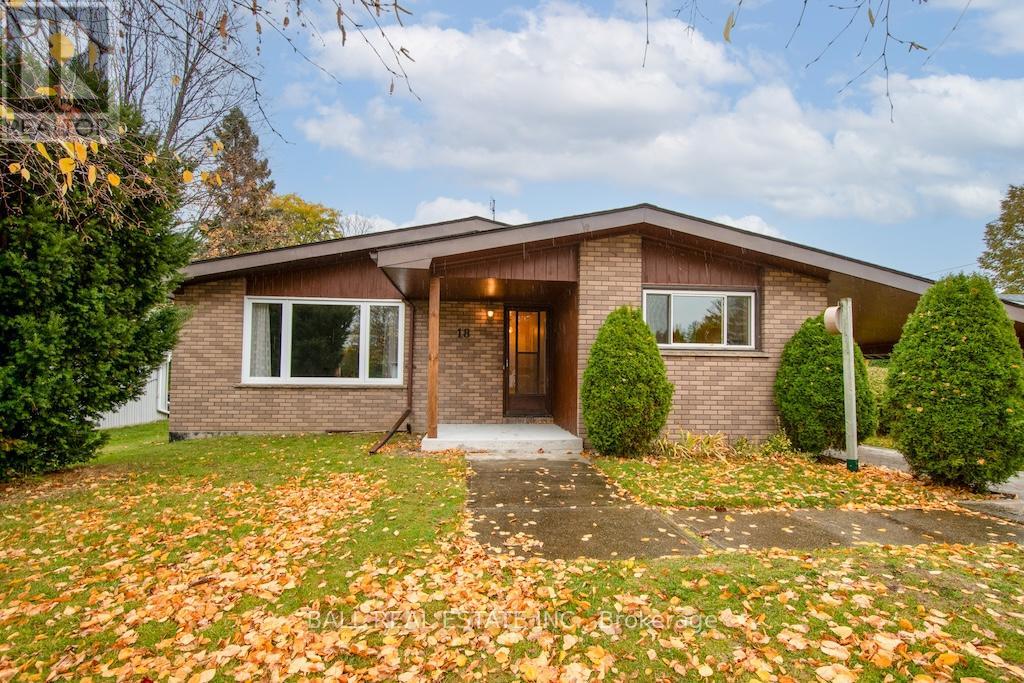 18 Scriven Boulevard, Port Hope, Ontario  L1A 3R2 - Photo 2 - X12529264