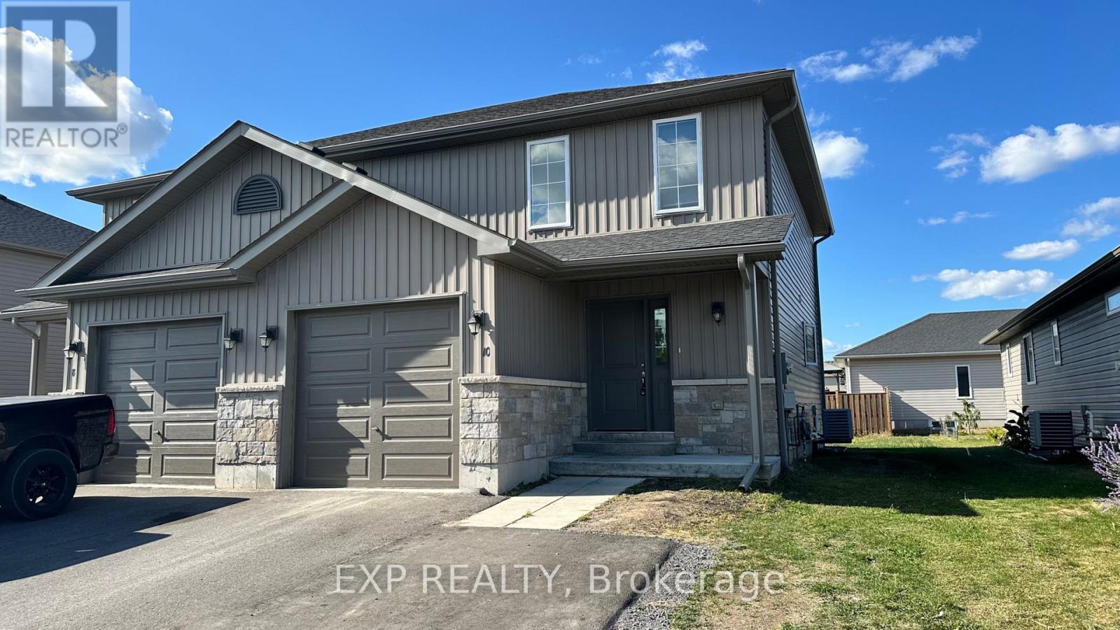 10 Cobblestone Street, Belleville (Belleville Ward), Ontario  K8P 0E4 - Photo 1 - X12529324