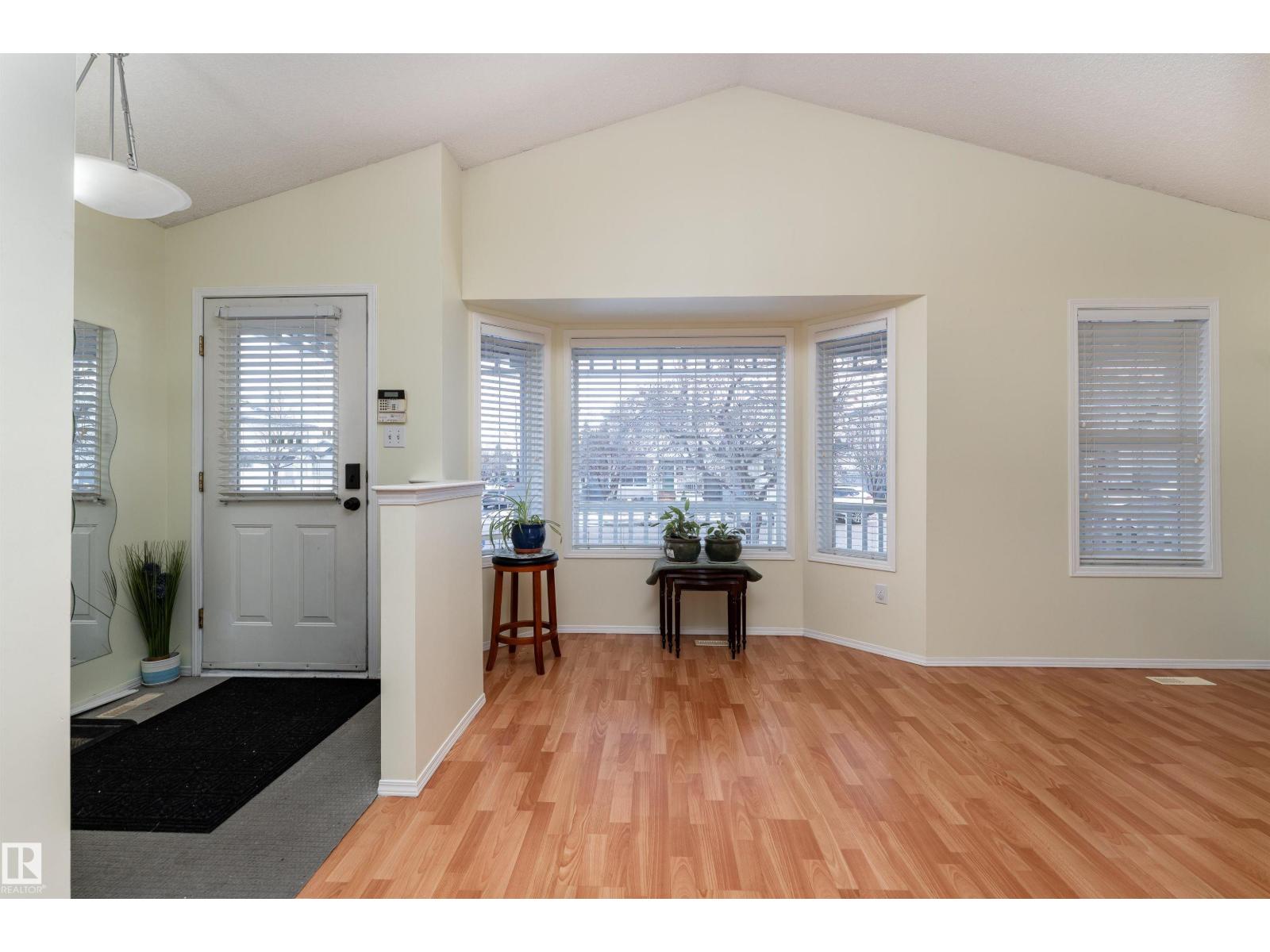 1204 Gillespie Cr Nw, Edmonton, Alberta  T5T 6M5 - Photo 2 - E4465299