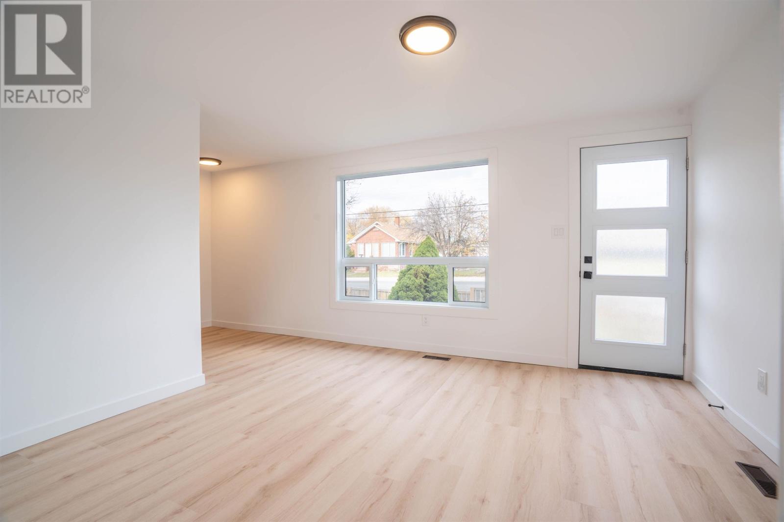 15 St. Georges Ave, Sault Ste. Marie, Ontario  P6C 1B3 - Photo 19 - SM253226