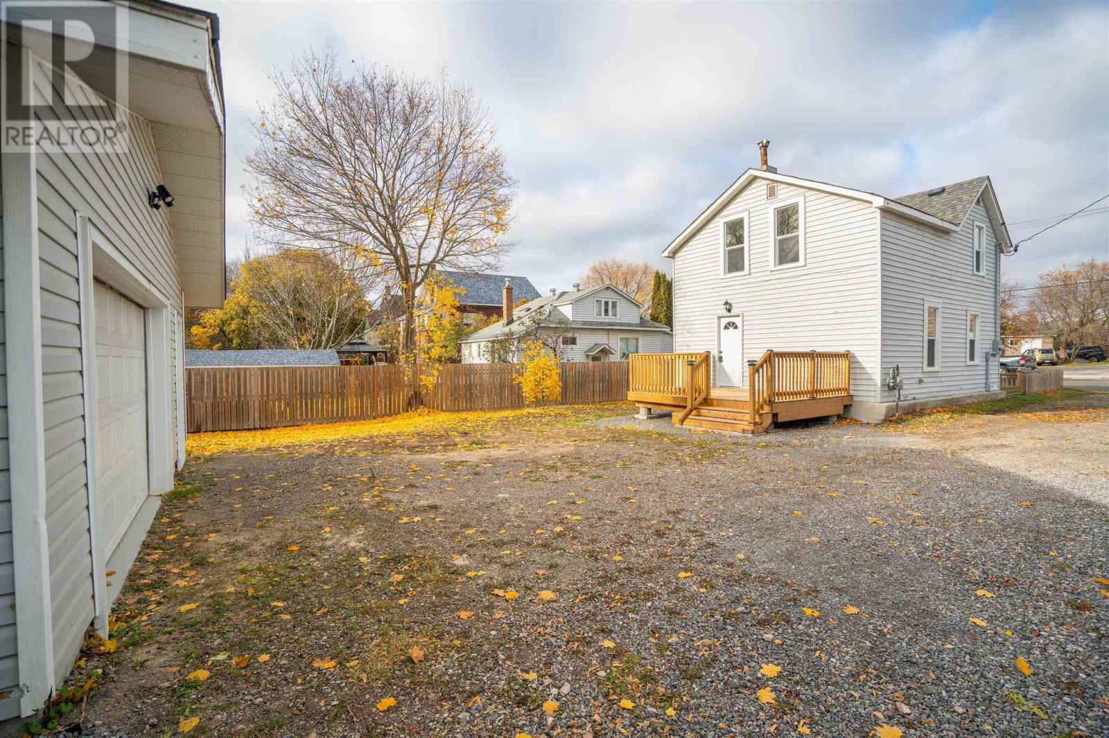 15 St. Georges Ave, Sault Ste. Marie, Ontario  P6C 1B3 - Photo 9 - SM253226