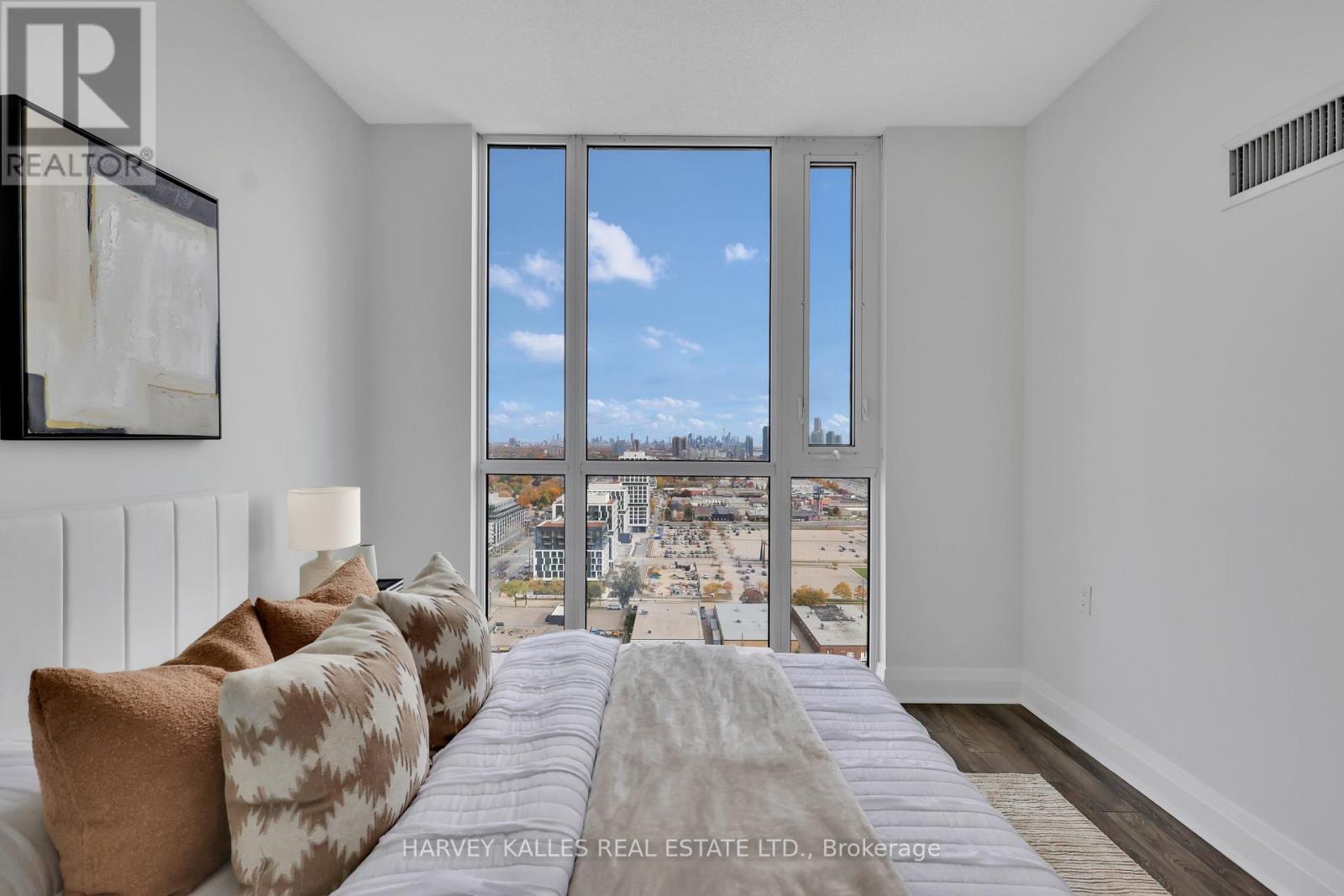 2204 - 17 Zorra Street, Toronto, Ontario  M8Z 0C8 - Photo 23 - W12529022