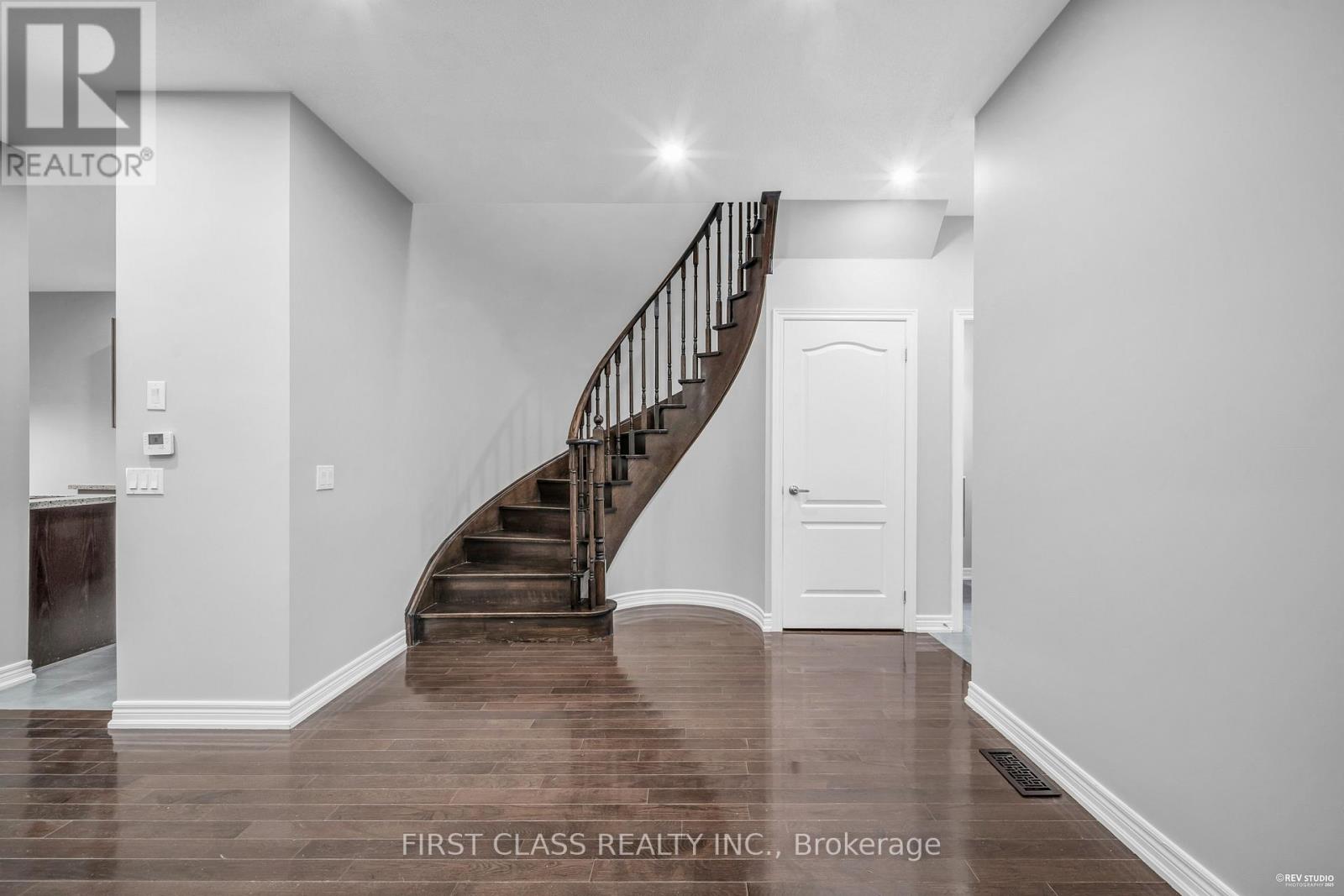 845 Miltonbrook Crescent, Milton, Ontario  L9T 8N2 - Photo 32 - W12529056