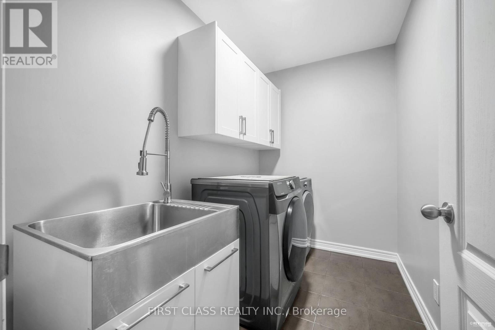 845 Miltonbrook Crescent, Milton, Ontario  L9T 8N2 - Photo 34 - W12529056