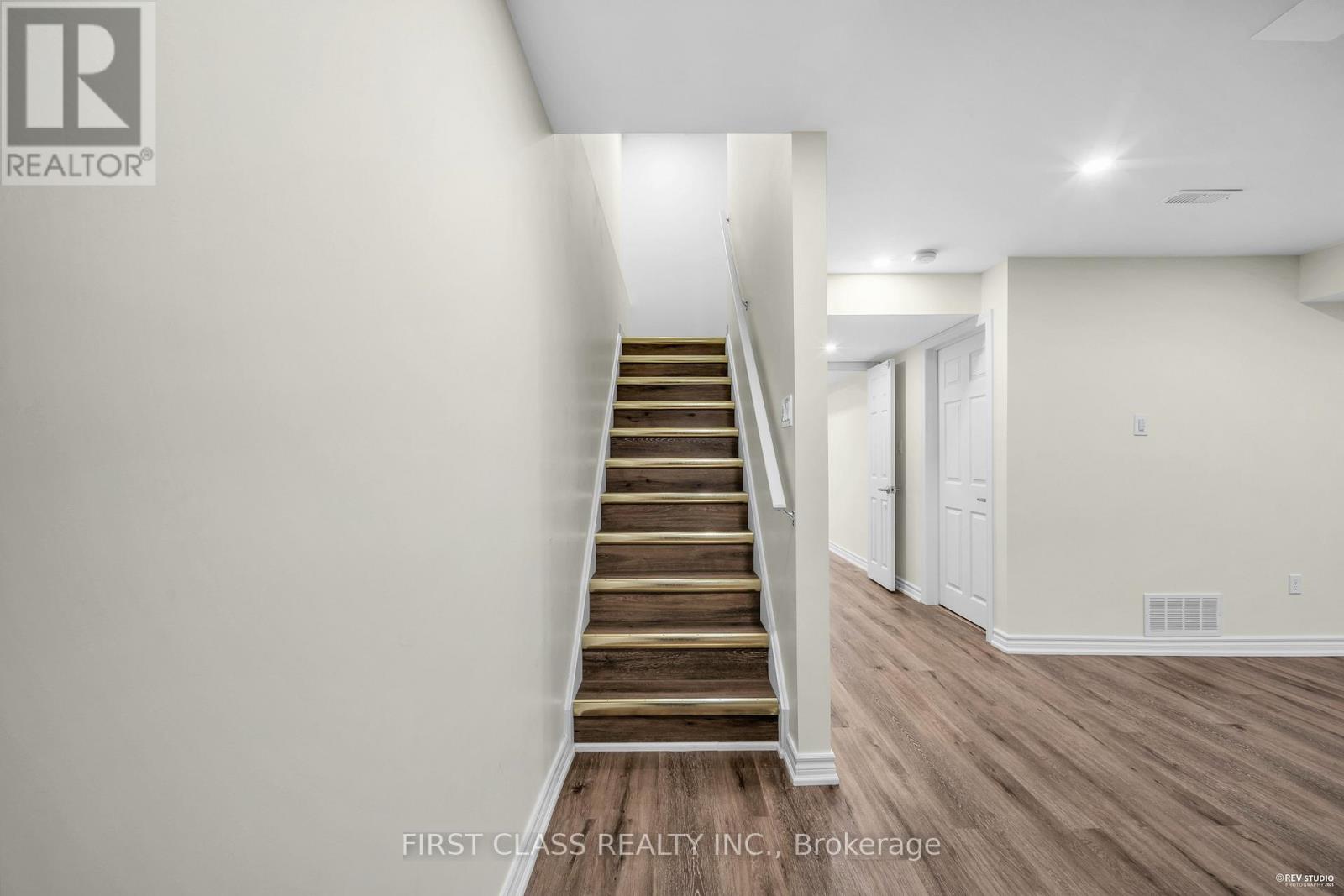 845 Miltonbrook Crescent, Milton, Ontario  L9T 8N2 - Photo 35 - W12529056