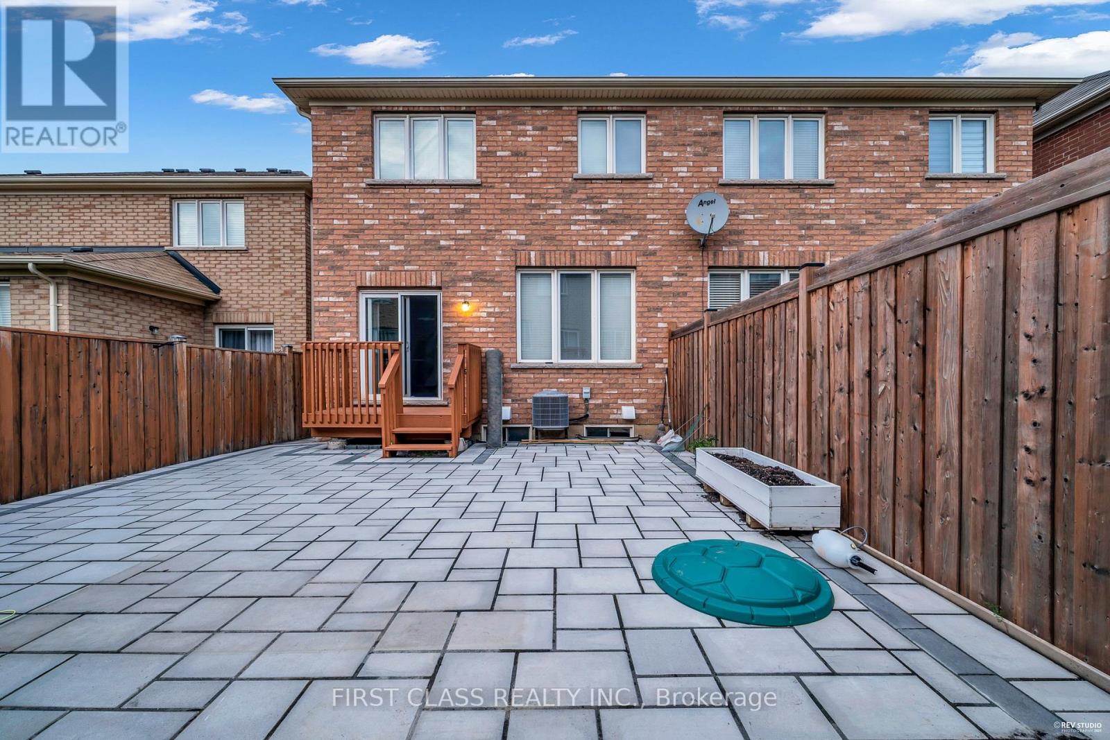 845 Miltonbrook Crescent, Milton, Ontario  L9T 8N2 - Photo 43 - W12529056