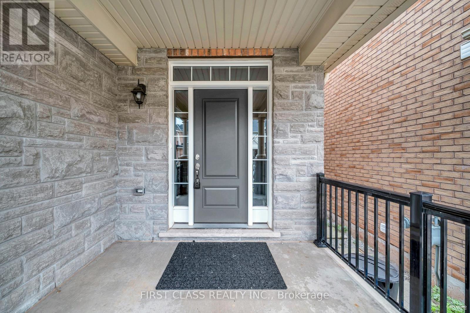 845 Miltonbrook Crescent, Milton, Ontario  L9T 8N2 - Photo 5 - W12529056