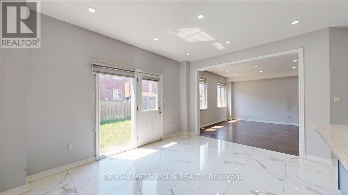 84 Iceland Poppy Trail, Brampton, Ontario  L7A 0C1 - Photo 11 - W12529080