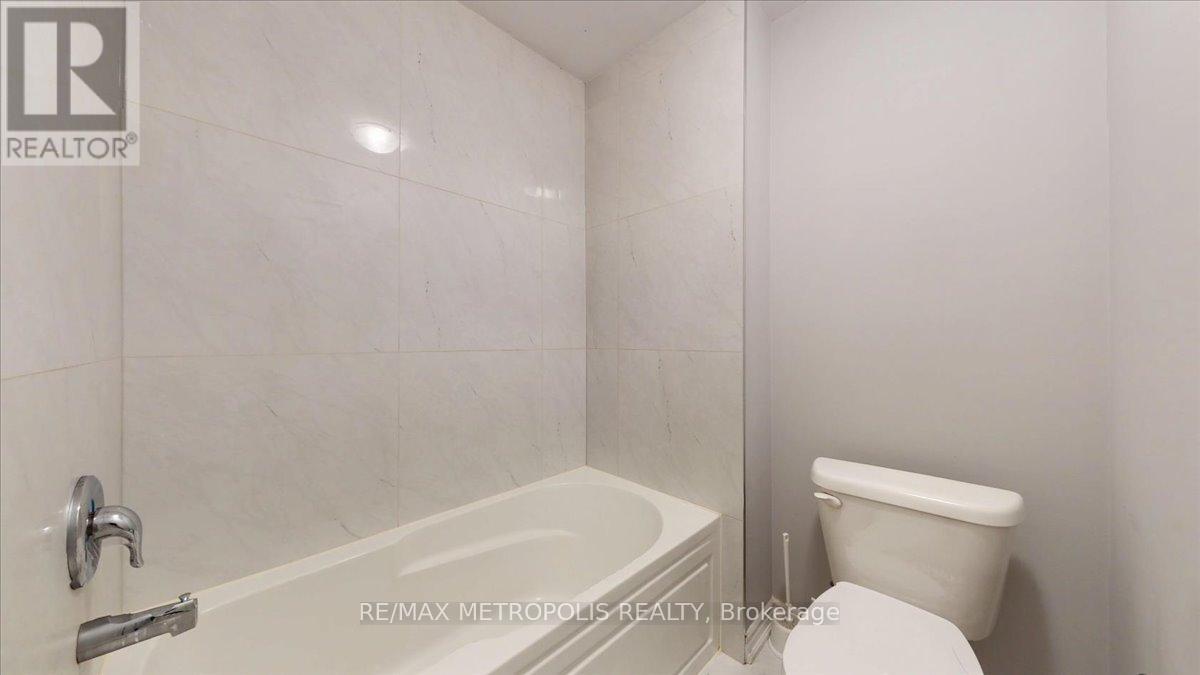 84 Iceland Poppy Trail, Brampton, Ontario  L7A 0C1 - Photo 40 - W12529080