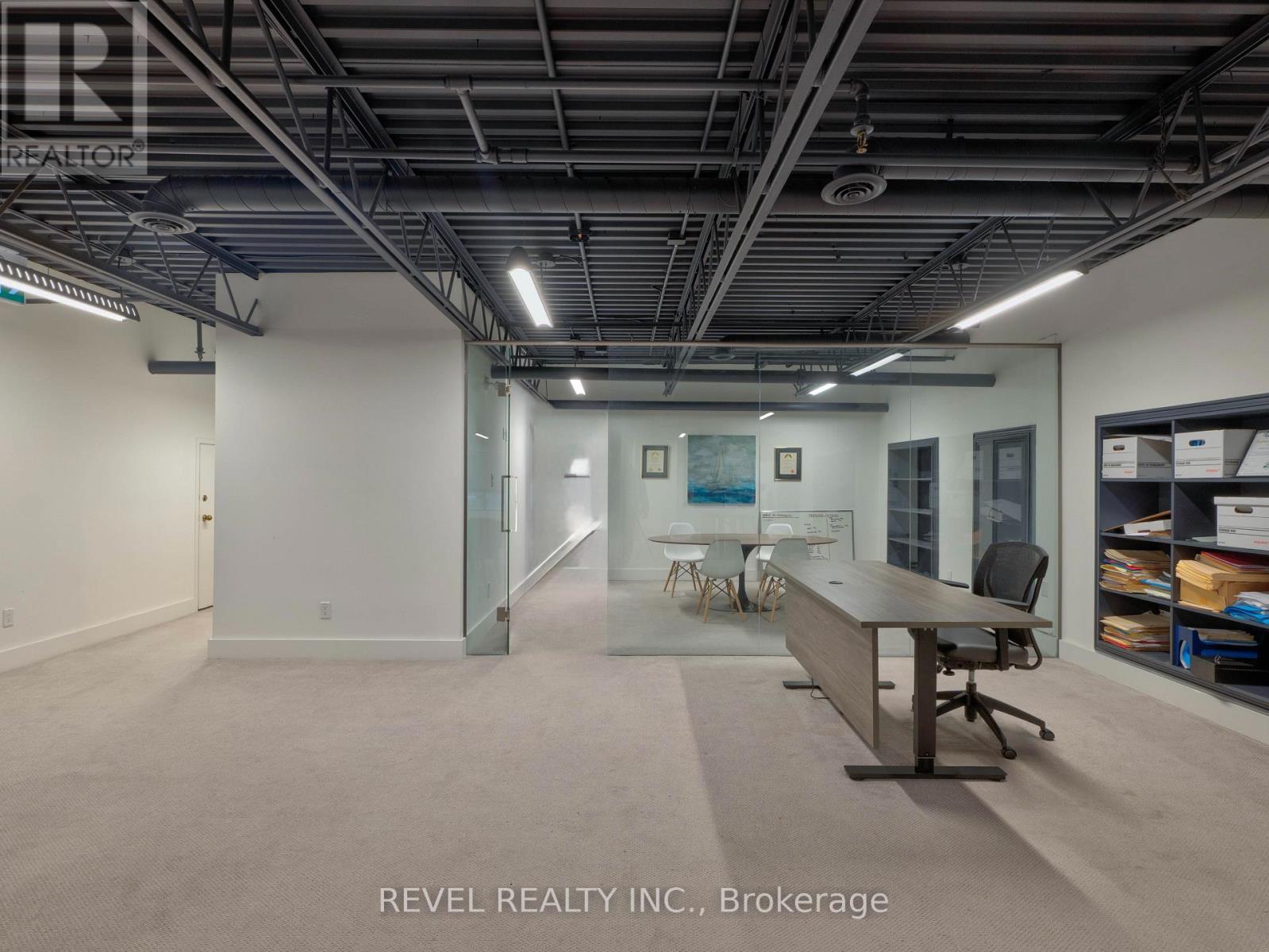 12 (Upper Unit) - 800 Arrow Road N, Toronto, Ontario  M9M 2Z8 - Photo 3 - W12529122