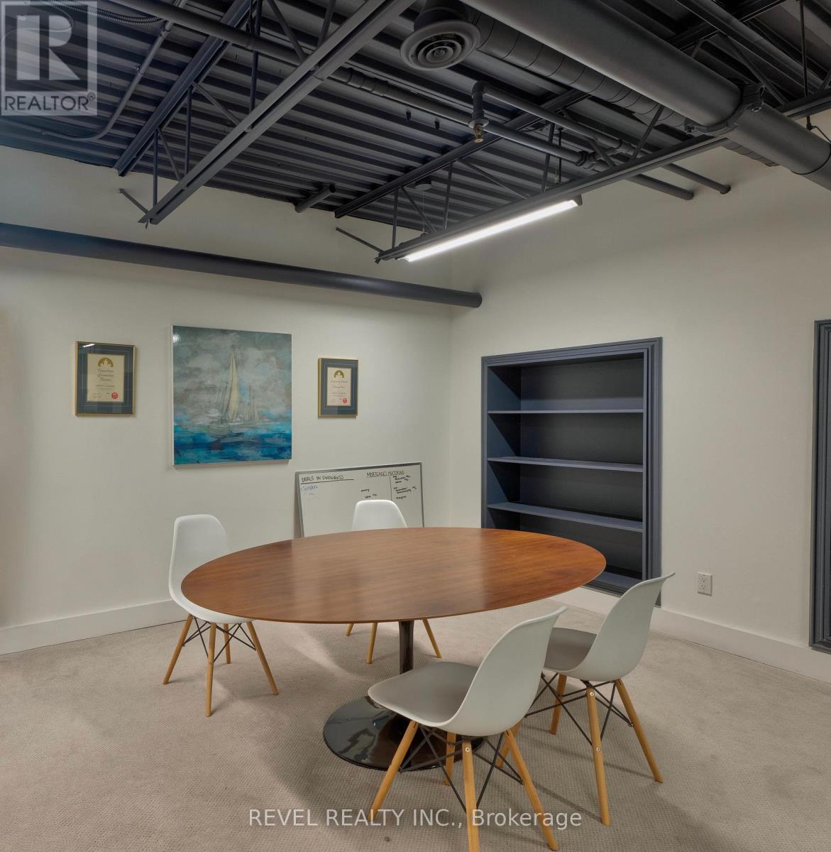 12 (Upper Unit) - 800 Arrow Road N, Toronto, Ontario  M9M 2Z8 - Photo 4 - W12529122