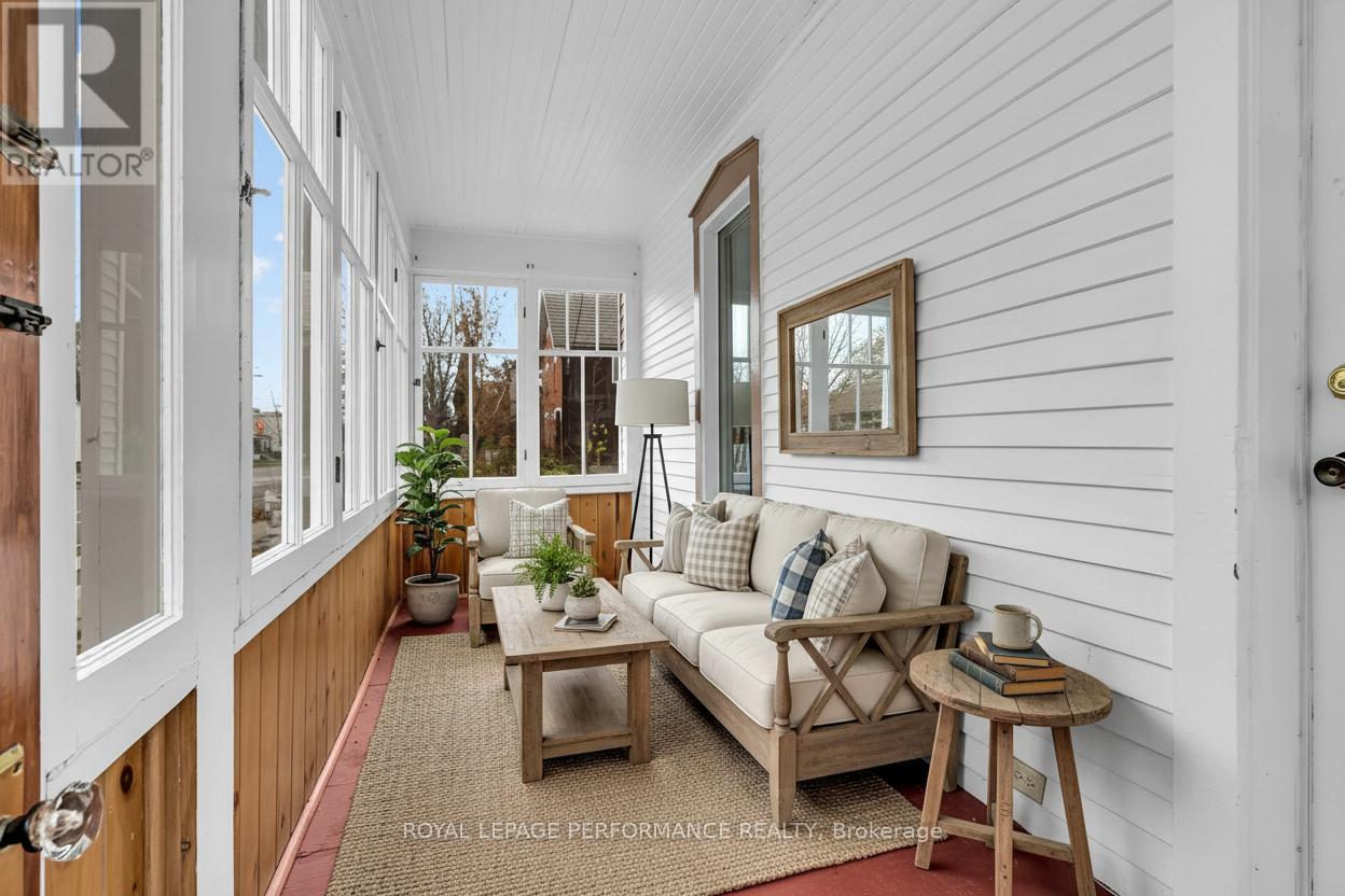 115 Fifth Street E, Cornwall, Ontario K6H 2L6 - Photo 3 - X12529218