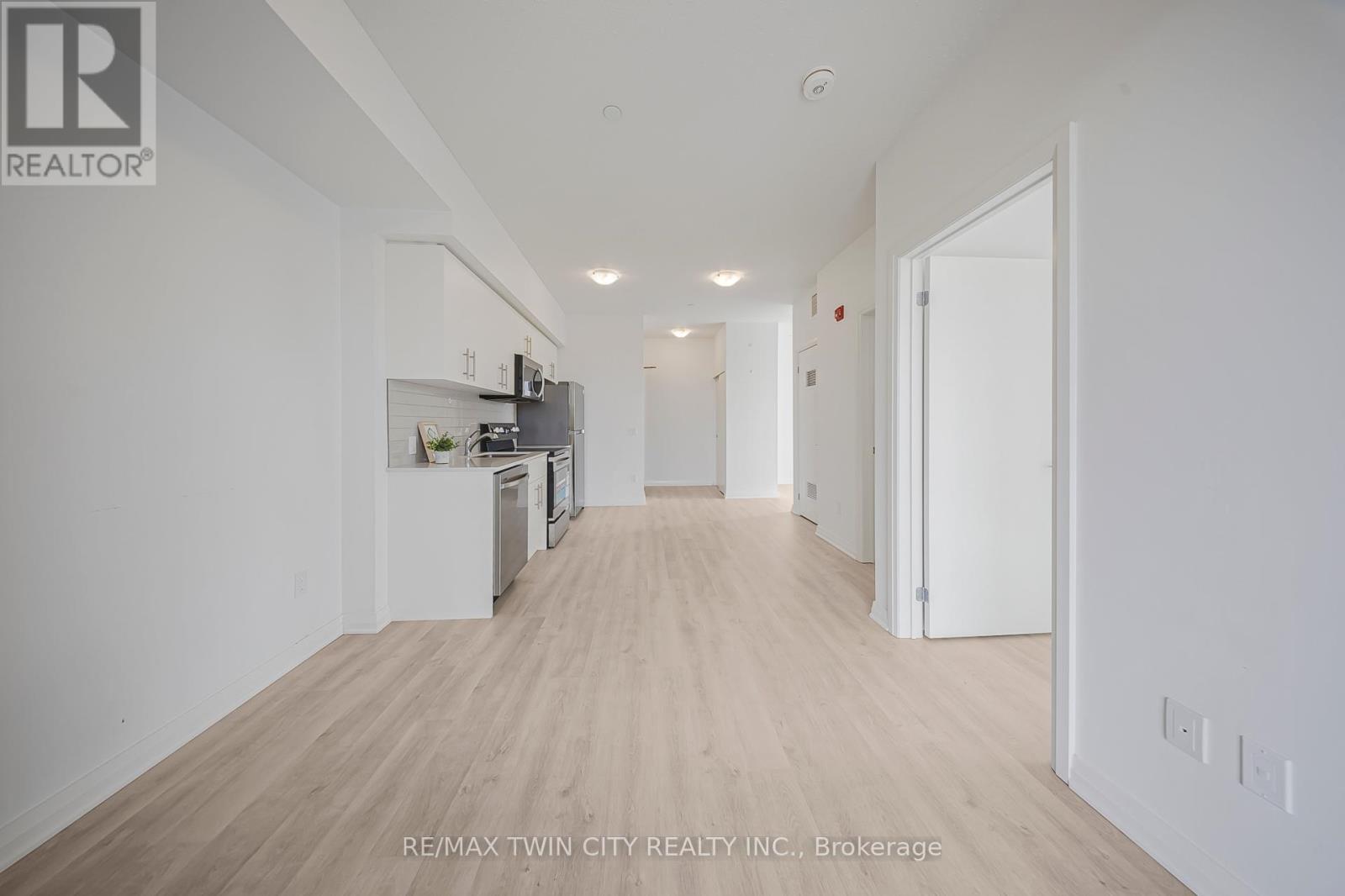 404 - 101 Golden Eagle Road, Waterloo, Ontario  N2V 1C3 - Photo 20 - X12529028